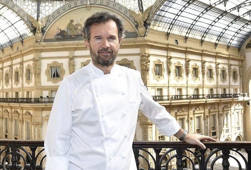 Carlo Cracco: chef stellato, mago del risotto allo zafferano